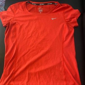 Nike Running Short Sleeve